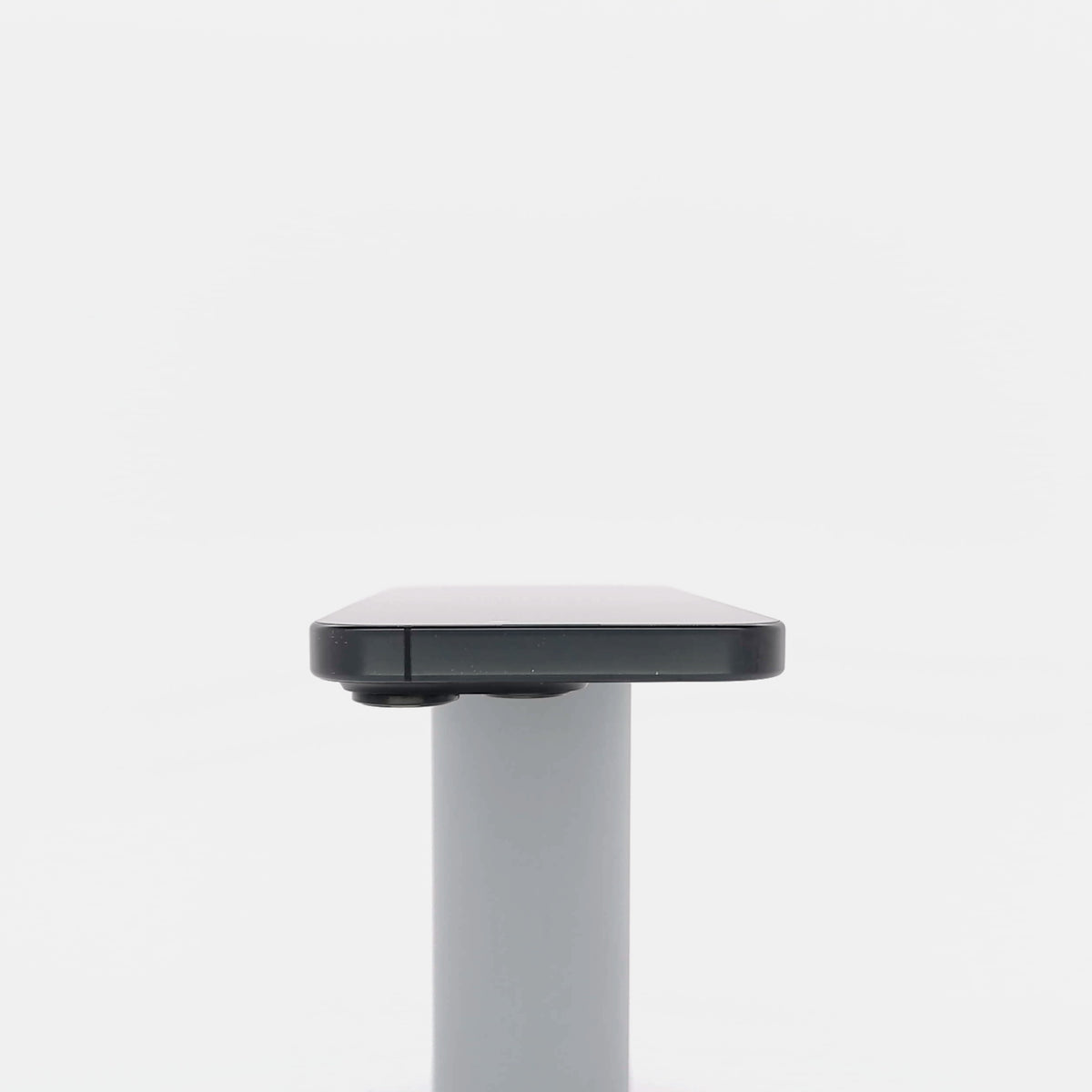 95新 Apple iPhone 16 Pro 128G 黑色鈦金屬 中國大陸版