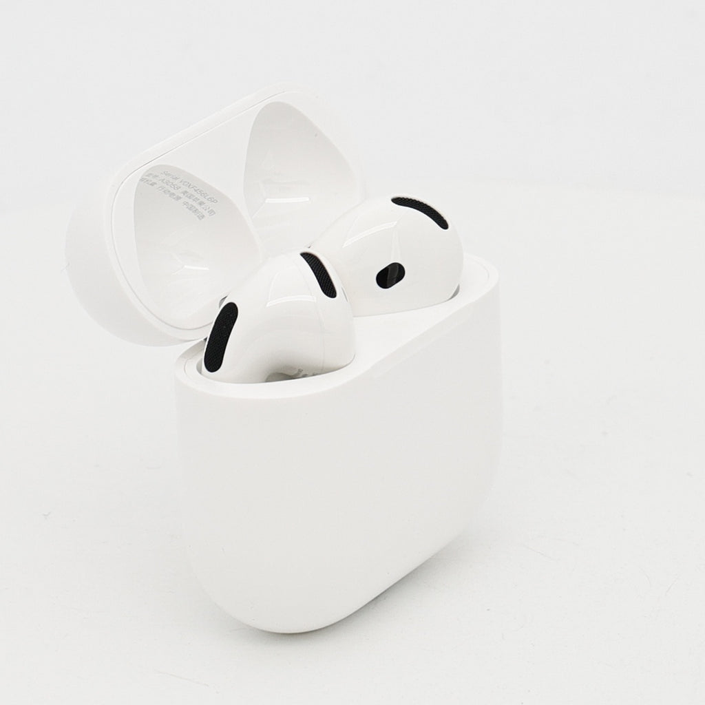 99新 Apple AirPods 4 (不支持主动降噪) 白色
