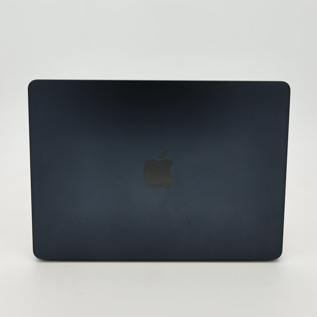 95新 Apple MacBook Air 22年 13寸 M2（8+8核） 16G RAM 256G SSD 午夜色