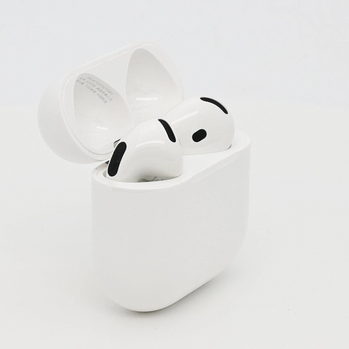 99新 Apple AirPods 4 (不支持主動降噪) 白色