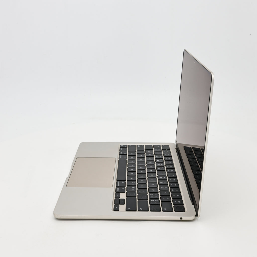 95新 Apple MacBook Air 22年 13寸 M2（8+8核） 8G RAM 256G SSD 星光色