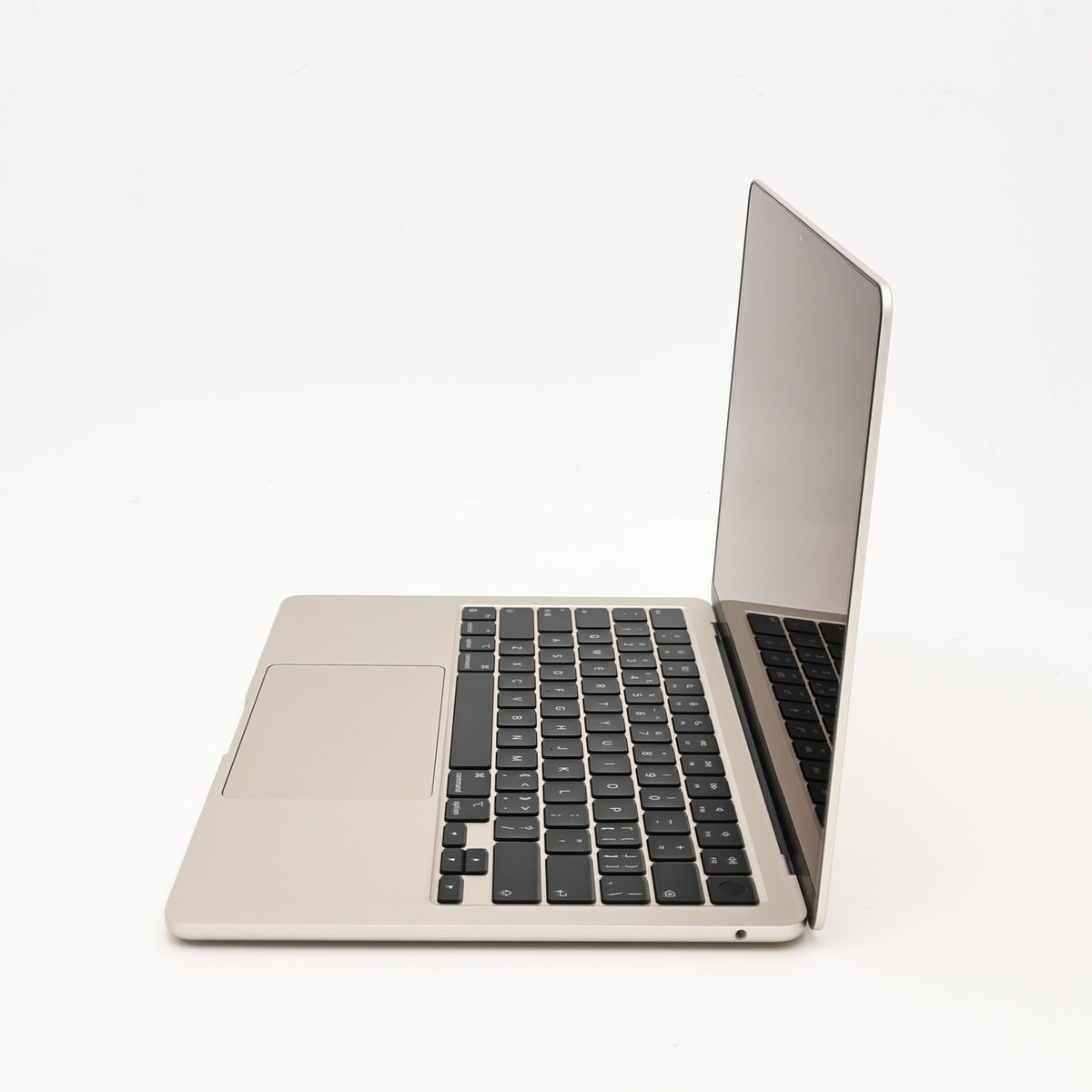 95新 Apple MacBook Air 22年 13寸 M2（8+10核） 8G RAM 512G SSD 星光色
