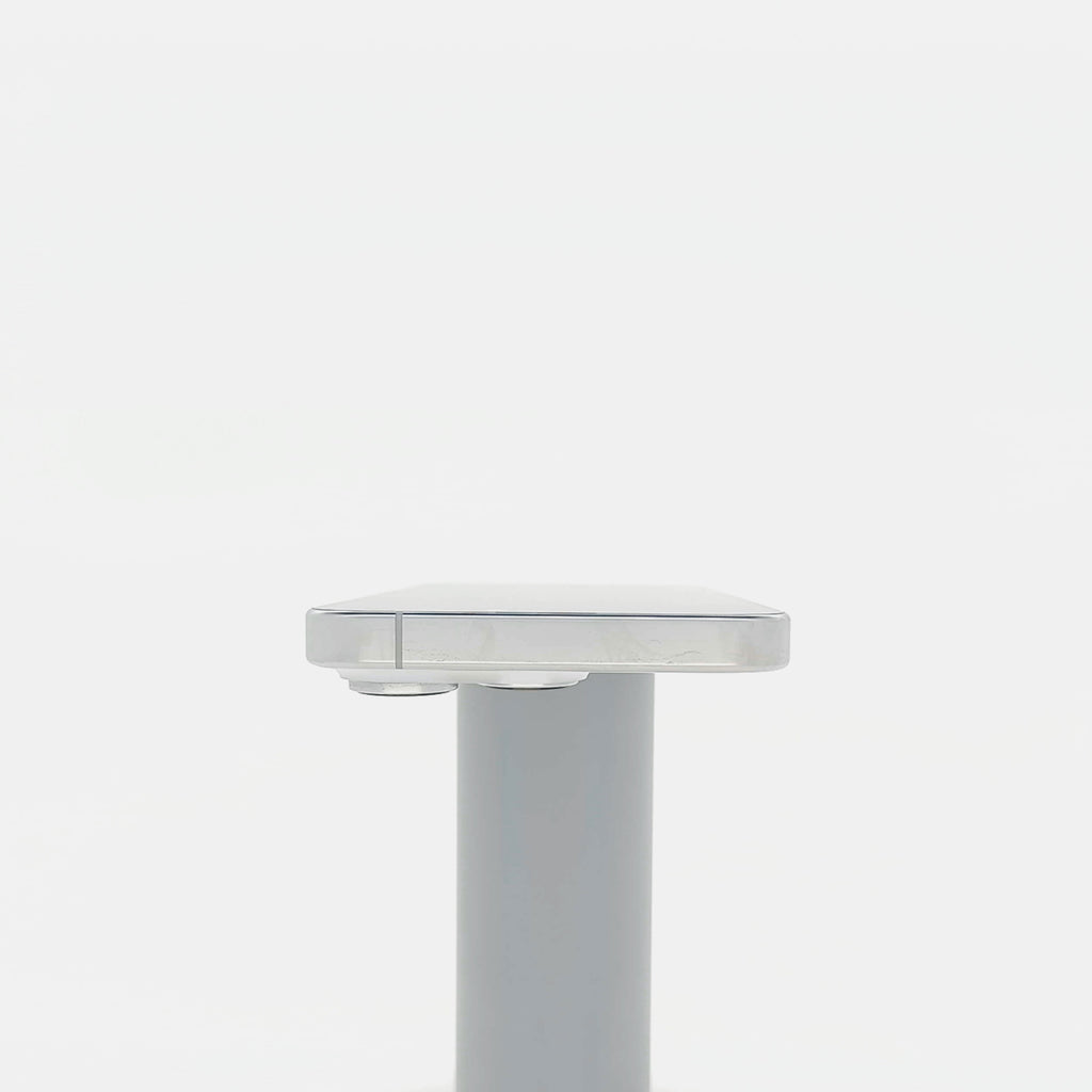 99新 Apple iPhone 16 Pro 128G 白色鈦金屬 中國大陸版