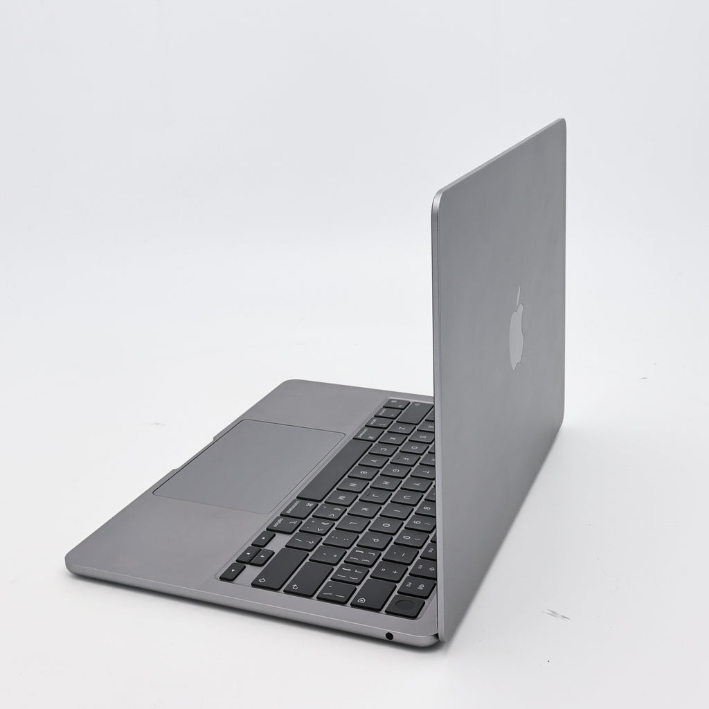 95新 Apple MacBook Air 22年 13寸 M2（8+8核） 8G RAM 256G SSD 深空灰色