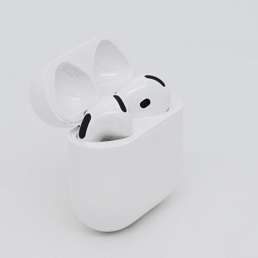 99新 Apple AirPods 5 白色