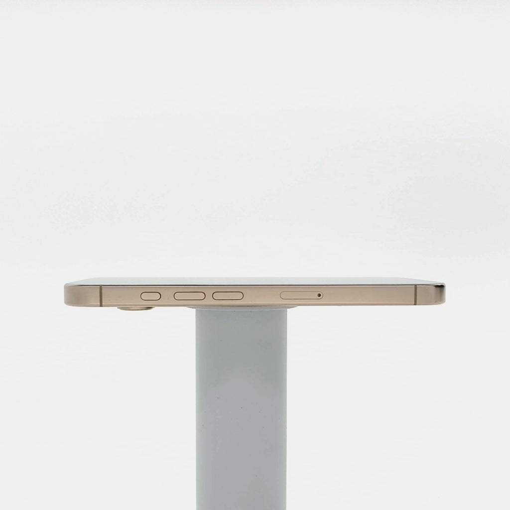 95新 Apple iPhone 16 Pro 128G 沙漠色鈦金屬 中國大陸版