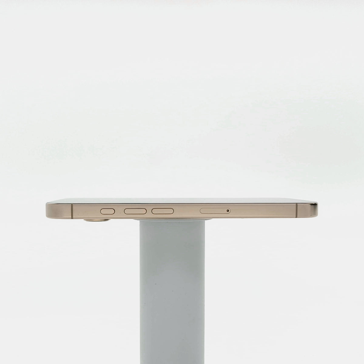 95新 Apple iPhone 16 Pro 128G 沙漠色鈦金屬 中國大陸版